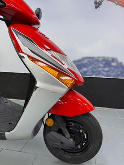 2011 Honda Lead 100 (SCV100) Lead Red