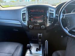 2017 Mitsubishi Pajero Exceed