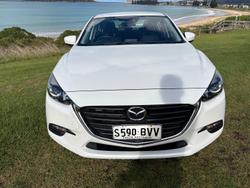 2018 Mazda 3 Neo Sport