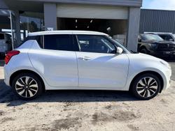 2017 Suzuki Swift GLX Turbo