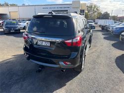 2014 ISUZU MU-X LS-T (4x4)