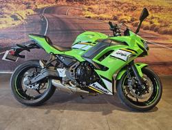 Kawasaki Ninja 650L (lams) KRT Edition