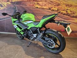 2025 Kawasaki Ninja 650L (LAMS) KRT Edition Ninja Green
