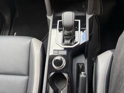 2025 Nissan Navara ST-X