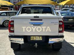 2021 Toyota Hilux SR5