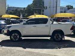 2021 Toyota Hilux SR5