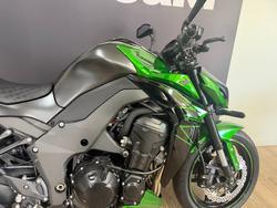 2025 Kawasaki ZR1000 Black