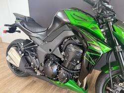 2025 Kawasaki ZR1000 Black