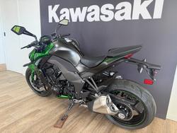 2025 Kawasaki ZR1000 Black