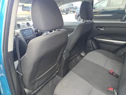 2022 Suzuki Vitara Shadow