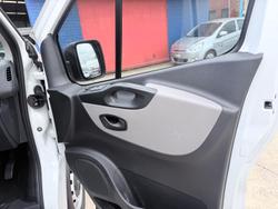 2018 Renault Trafic 85kW X82 Glacier White