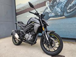 2025 CFMOTO 300 NK ABS Black