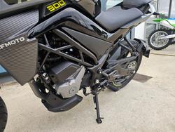 2025 CFMOTO 300 NK ABS Black