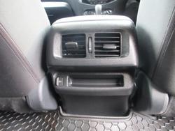 2021 Nissan Navara SL
