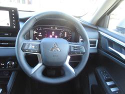 2025 Mitsubishi Outlander Aspire
