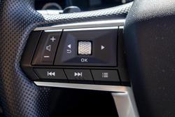 2025 Mitsubishi Outlander ES