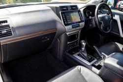 2023 Toyota Landcruiser Prado VX