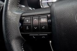 2021 Toyota Hilux SR5