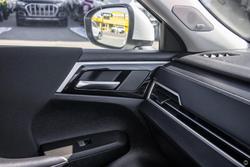 2025 Mitsubishi Outlander LS