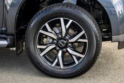 2021 Isuzu MU-X LS-T