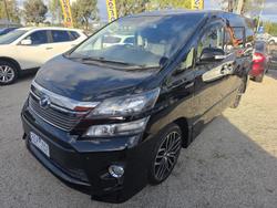 2013 Toyota Vellfire Hybrid ZR