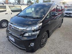 2013 Toyota Vellfire Hybrid ZR