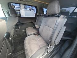 2013 Toyota Vellfire Hybrid ZR