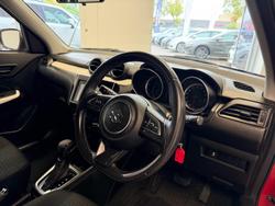2018 Suzuki Swift GL Navigator
