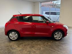 2018 Suzuki Swift GL Navigator