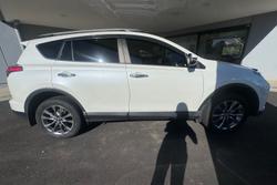 2017 Toyota RAV4 Cruiser