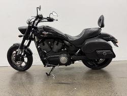 2013 VICTORY HAMMER 8-BALL Black