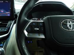 2022 Toyota Landcruiser Sahara ZX