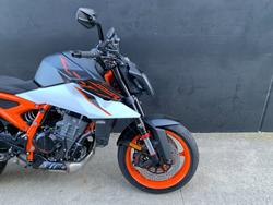 2026 Ktm 2026 Ktm 990CC 990 DUKE R BLACK
