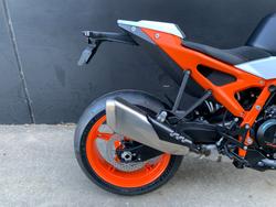 2026 Ktm 2026 Ktm 990CC 990 DUKE R BLACK