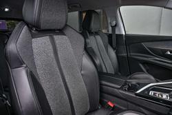 2017 Peugeot 5008 Allure