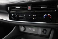 2025 Nissan X-TRAIL ST