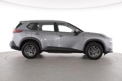 2025 Nissan X-TRAIL ST