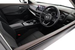 2025 Nissan X-TRAIL ST