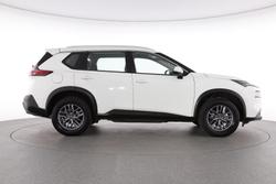2025 Nissan X-TRAIL ST