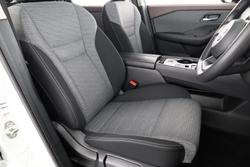 2025 Nissan X-TRAIL ST