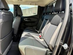 2026 Nissan Navara ST-X
