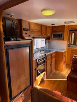 2010 Legend Caravans Aussie By Design Hump Back