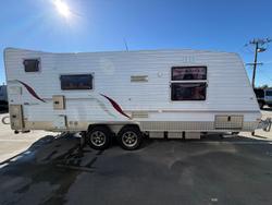 2010 Legend Caravans Aussie By Design Hump Back