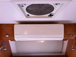2010 Legend Caravans Aussie By Design Hump Back