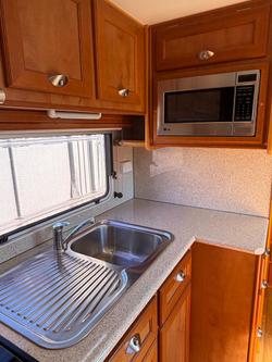 2010 Legend Caravans Aussie By Design Hump Back