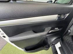 2022 Toyota Hilux SR5