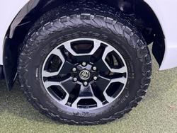 2022 Toyota Hilux SR5