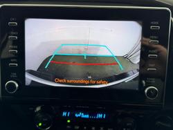 2022 Toyota Hilux SR5