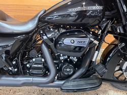 2018 HARLEY-DAVIDSON FLHXS STREET GLIDE SPECIAL