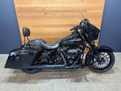 2018 HARLEY-DAVIDSON FLHXS STREET GLIDE SPECIAL